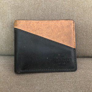 Gentlemen's Hardware Genuine Leather Recycled Fiber Bifold Wallet